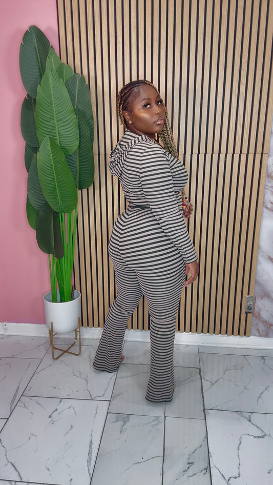 Out Of Line Set